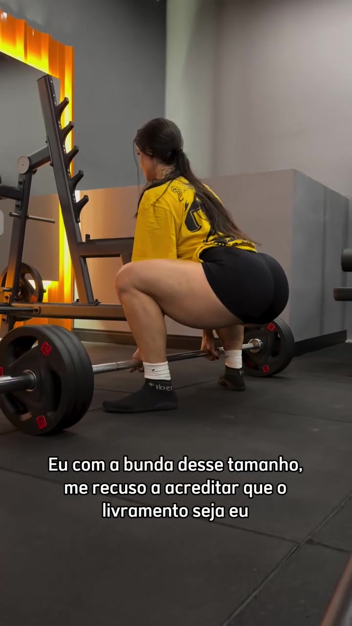 camyspelho-video-DSQuaBeErbe-20251214_195401_AQOgumJfYrP4BIotcbdetORmIrM1lkmEuOkMDNfdnYzi-t4R0tzNEQilwYFIT3Kut8wNa3GuCg4M.mp4
