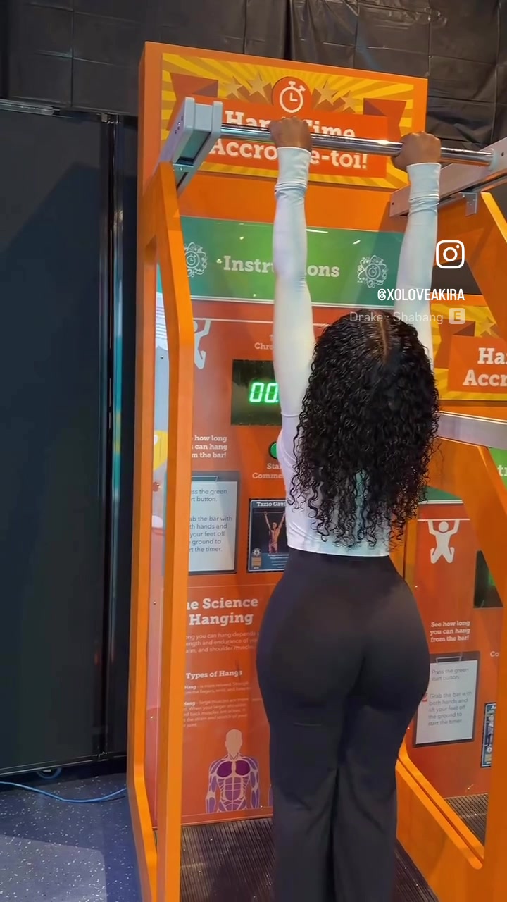 d7fa572083a34859a007c1b1648e3418.MP4