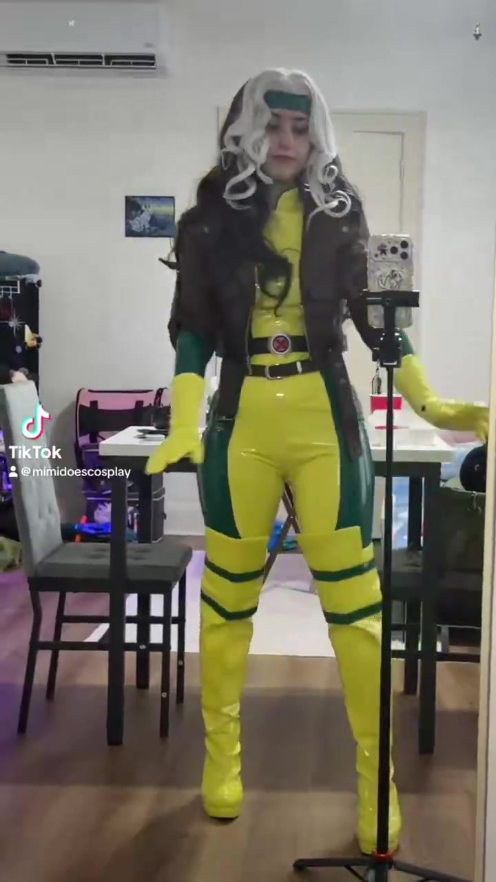 giweMWFyblDKT60y.mp4