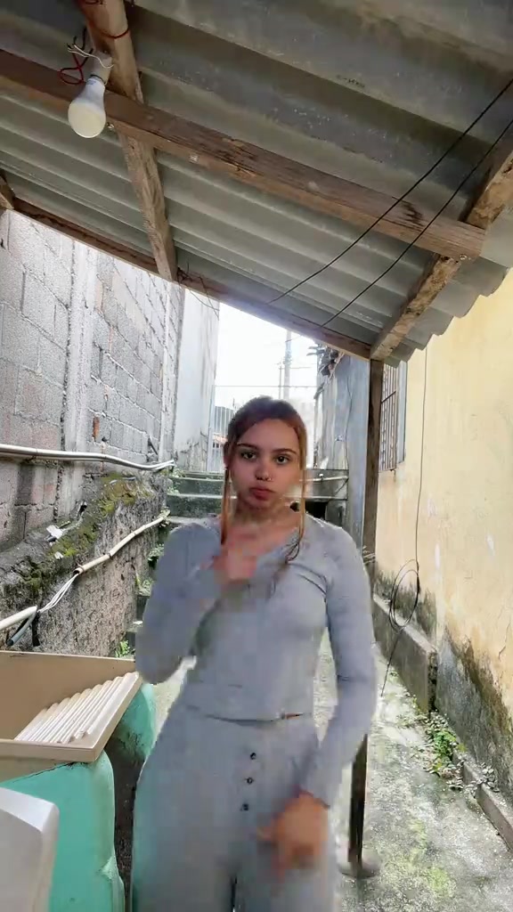 @juliamacedo.s2-2026-06-20_1309-Bom-dia-7653510457763958034.mp4