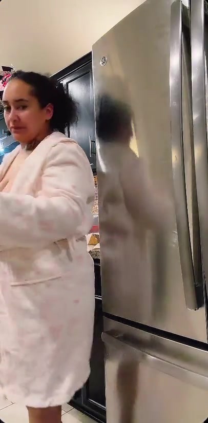 rae2paidd UnsH6GF4_720p.mp4