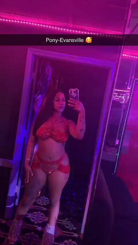 snaplytics.io_snapchat_story_1.mp4