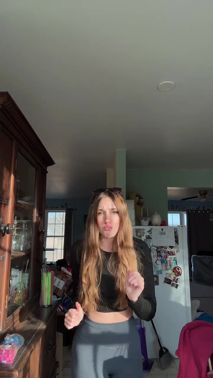 snaptik_7594064576128306446_v2.mp4