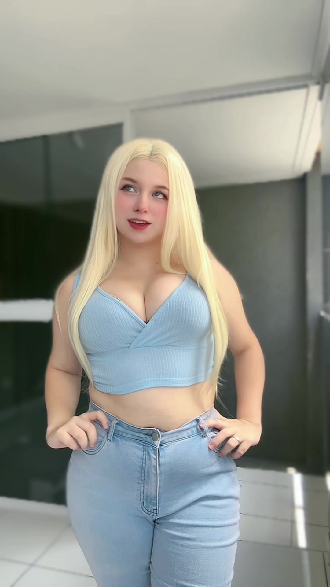 ssstik.io_1771243485736.mp4