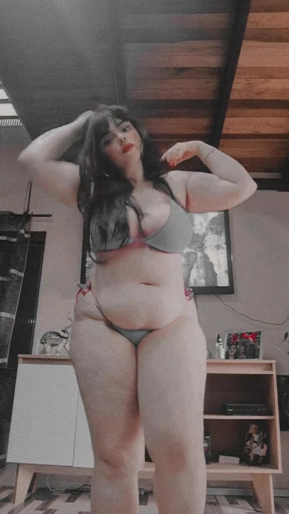 ssstik.io_@chubby_and_soft_belly__1785178029172.mp4