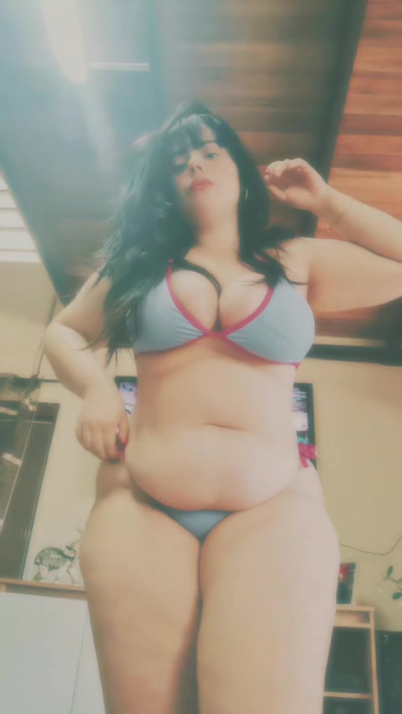 ssstik.io_@chubby_and_soft_belly__1785178157969.mp4