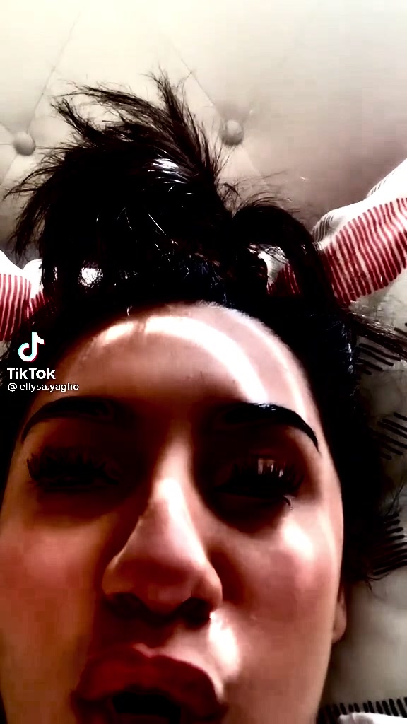 v09044g40000c1lq3hi8oajlgs4gg3g0.mov