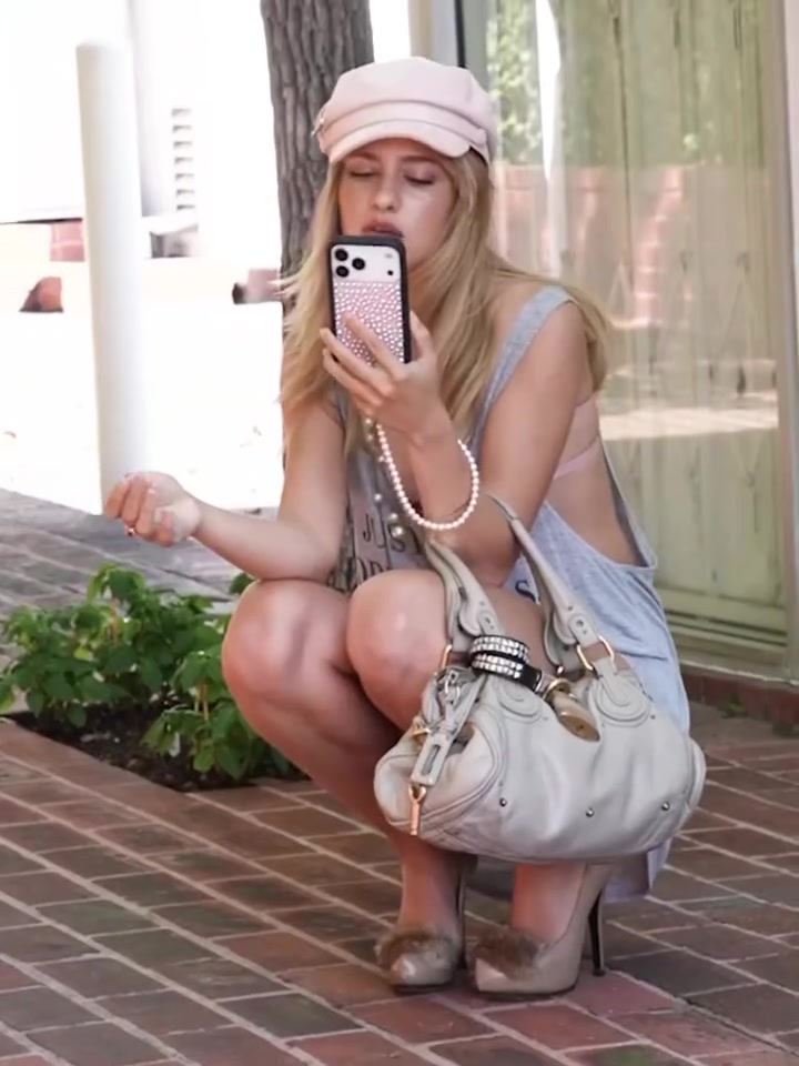 valentiinarose_1774885427_3864341192586658334_240278948.mp4