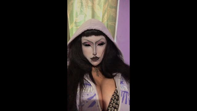 xxoxo_creep18-photo-DR8PppJjOjp-20251206_205935_589126218.jpg